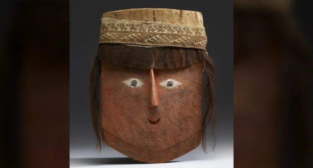 Máscara de la momia descubierta