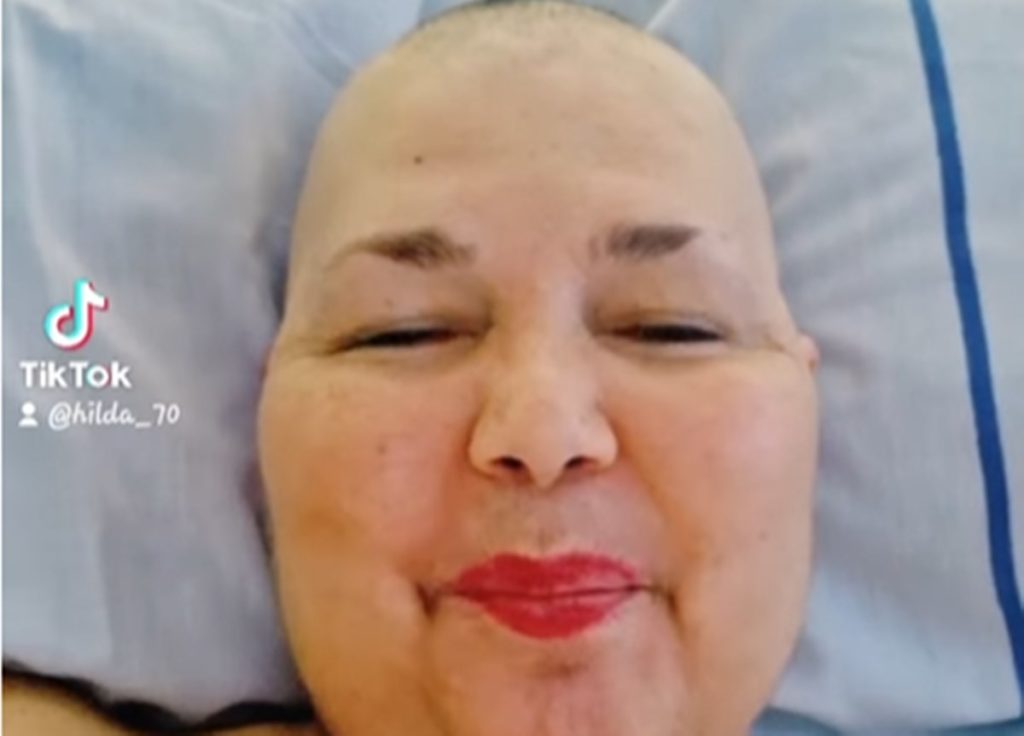 La tinerfeña Hilda Siverio sigue siendo un ejemplo de lucha contra el cáncer: "Estoy luchando como una campeona"