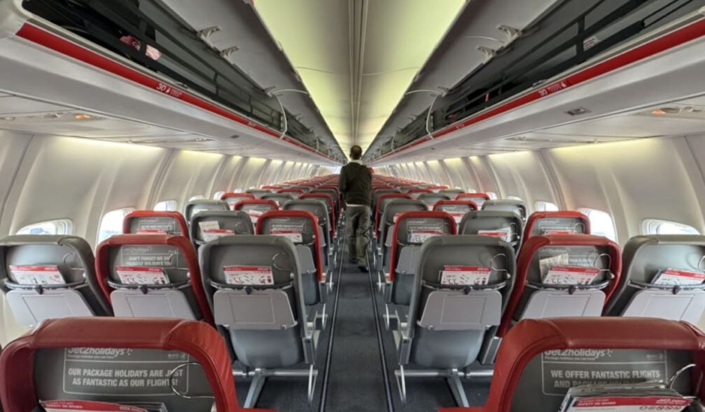 Aviso de bomba avión Tenerife Sur