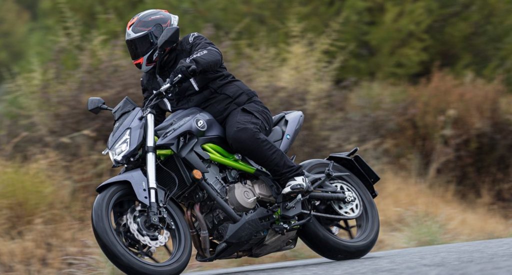 Motos en la carretera, normativa