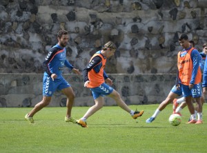Germán, durante un entrenamiento de los blanquiazules| DEPORPRESS