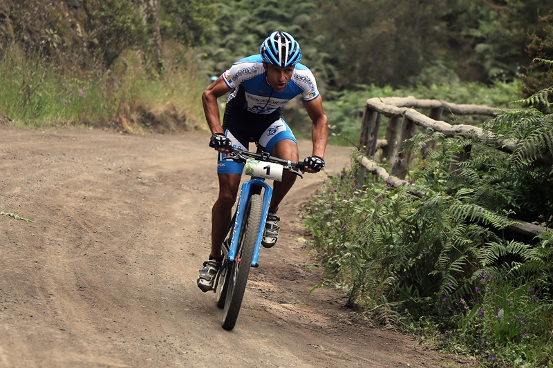 James Ouchterlony durante una edición pasada de Hoya del Abade MTB Maratón