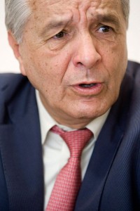 JOSÉ CARLOS MAURICIO