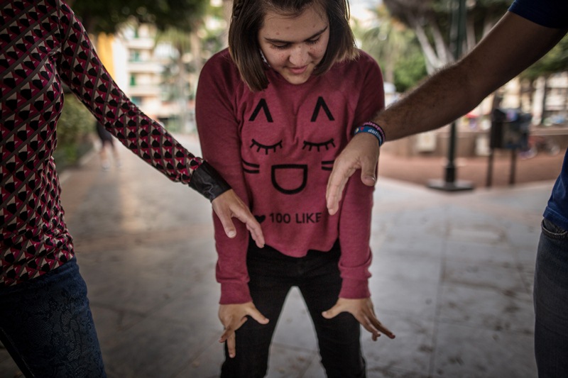 “El juego es un derecho de los niños”, insisten Elia y Alexandra. / A. G.
