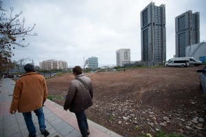 El terreno elegido está enclavado en el corazón del distrito administrativo de Santa Cruz. FRAN PALLERO