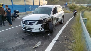 El otro vehículo que chocó en la vía auxiliar de la Autopista del Sur. / L@s Jardiner@s