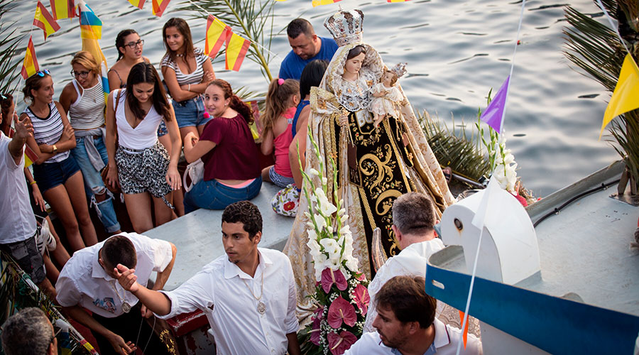EMBARCACIÓN VIRGEN CARMEN