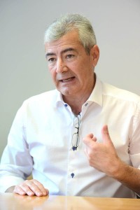 Abbas Moujir afirma que el sector apoyará todas las ideas de dinamización. DA