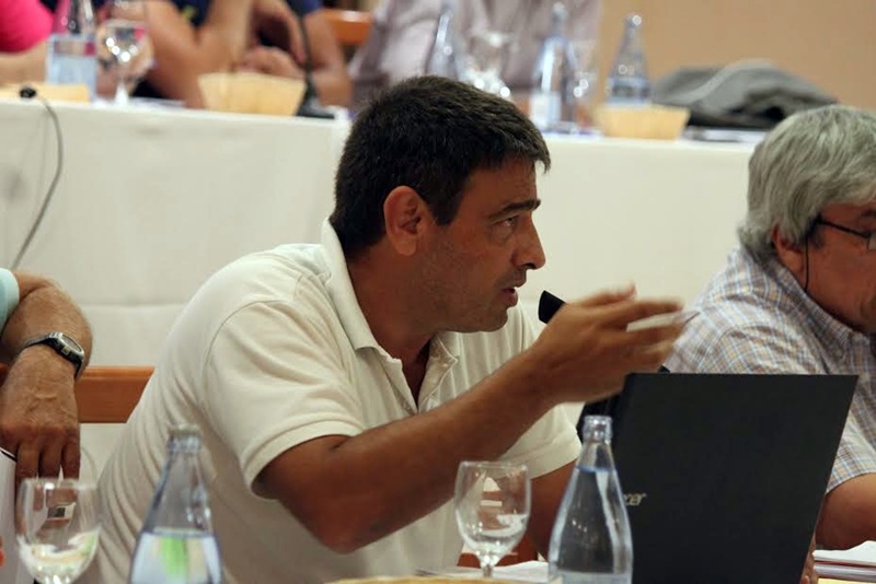 el presidente de la Federación de Lucha Canaria, Germán Rodríguez,