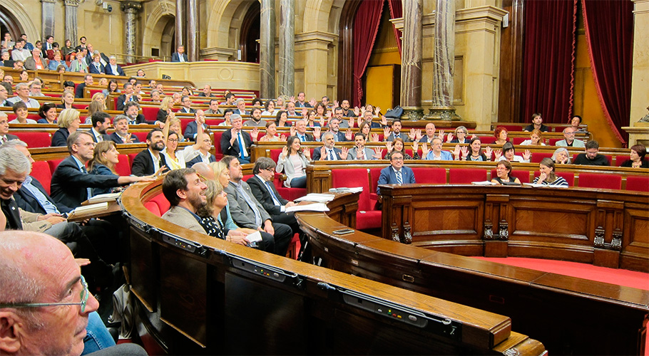 PARLAMENTO CATALAN