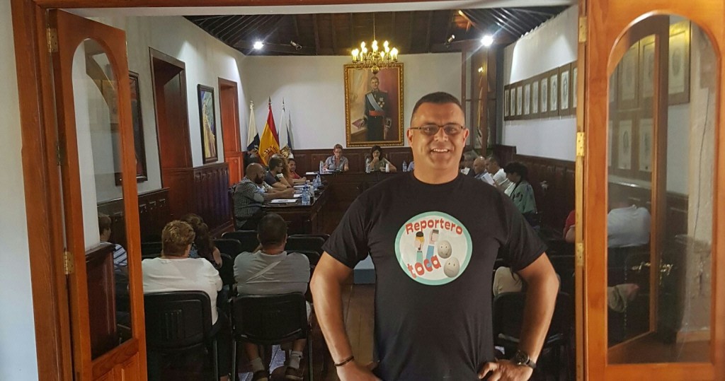Reportero tocahuevos Güímar