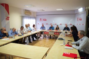 Reunión de la Ejecutiva del PSOE en la que Pérez dimitió. / DA