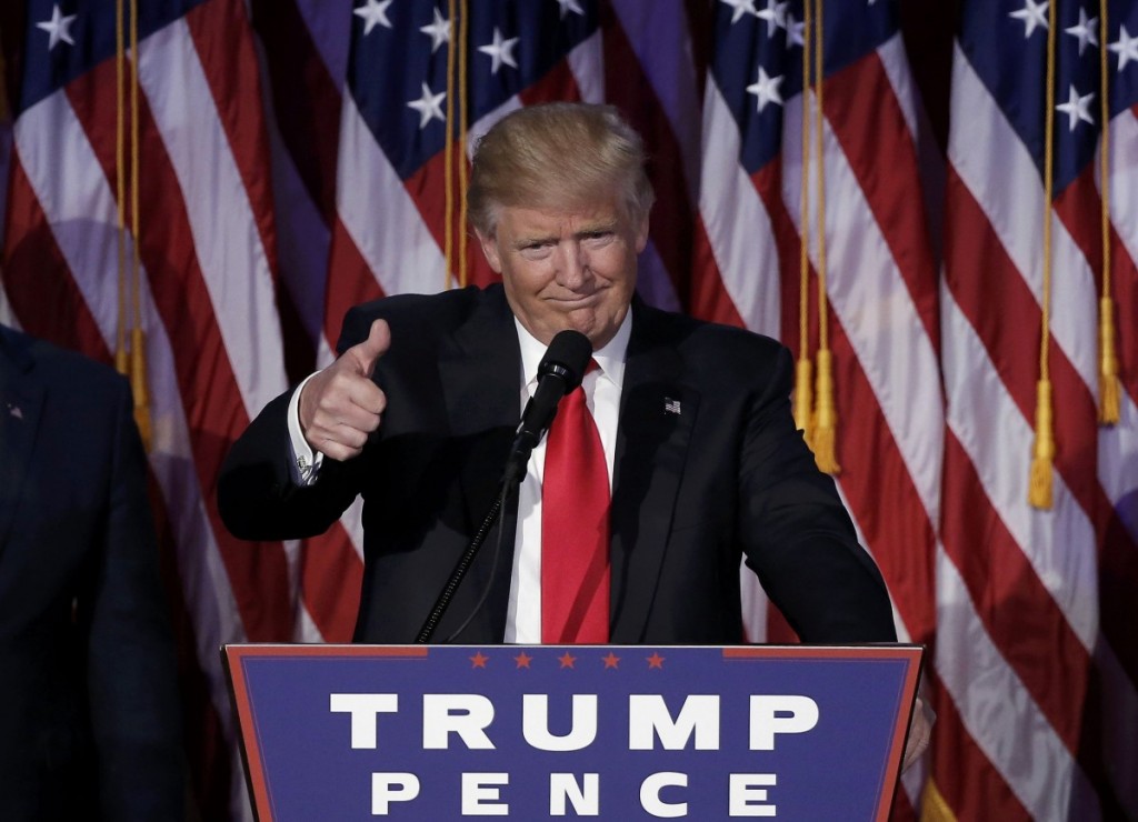 Donald Trump, nuevo presidente de los EEUU en su discurso como vencedor de las elecciones presidenciales en EEUU | FOTO: REUTERS/Mike Segar