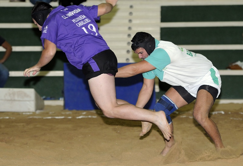 Benchomo Universidad lucha canaria