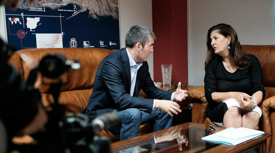 Fernando Clavijo (CC) y Belén Allende (AHI)
