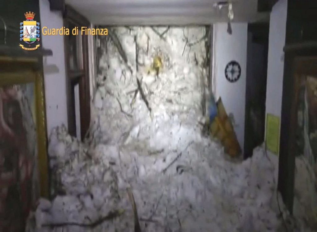 El alud sobre el hotel Rigopiano | REUTERS