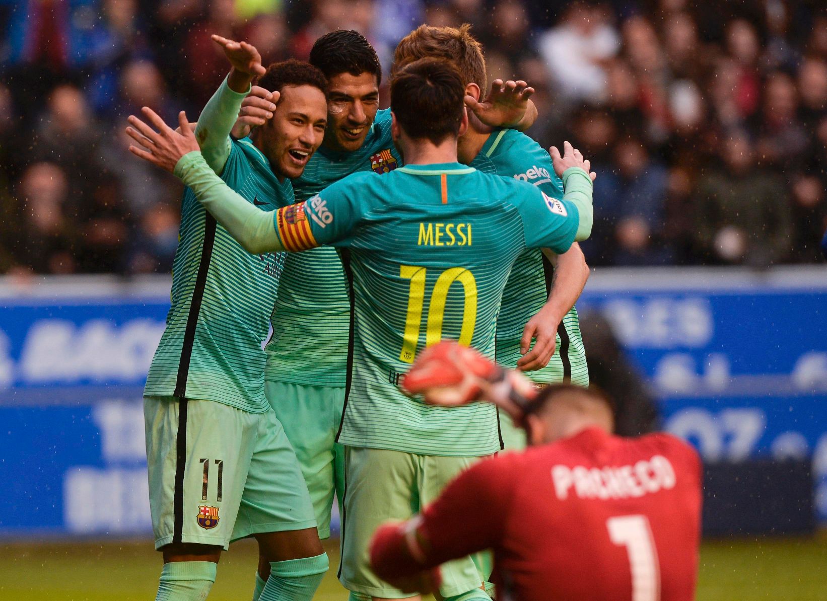 Alavés vs. Barcelona | REUTERS/Vincent West