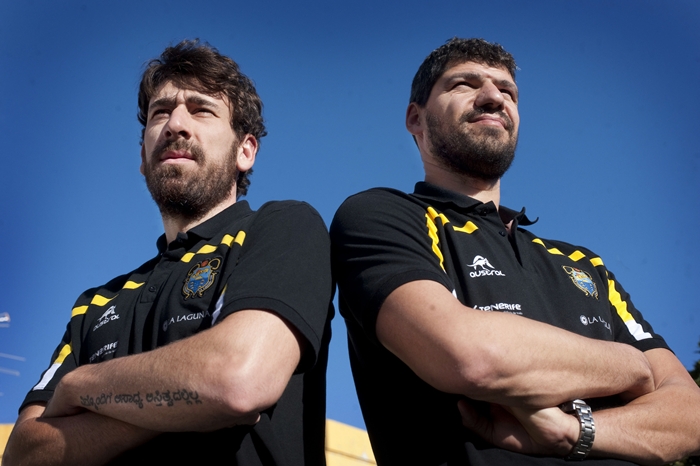 Los dos interiores coincidieron en el CB Canarias durante la campaña 2013/2014, aunque Papadopoulos solo pudo completar un encuentro. Fran Pallero