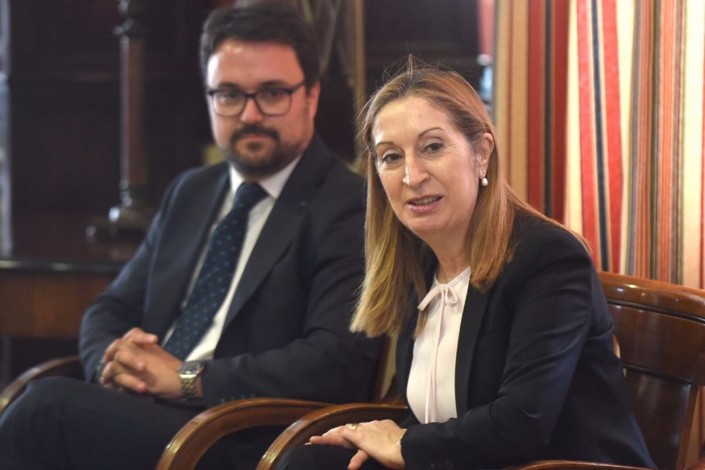 Ana Pastor Julián, presidenta del Congreso de los Diputados en su visita a Tenerife | FOTO: Sergio Méndez