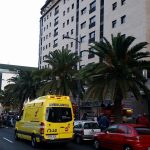 Policía, ambulancia y bomberos en un incendio en una vivienda en el la tres de mayo | DA