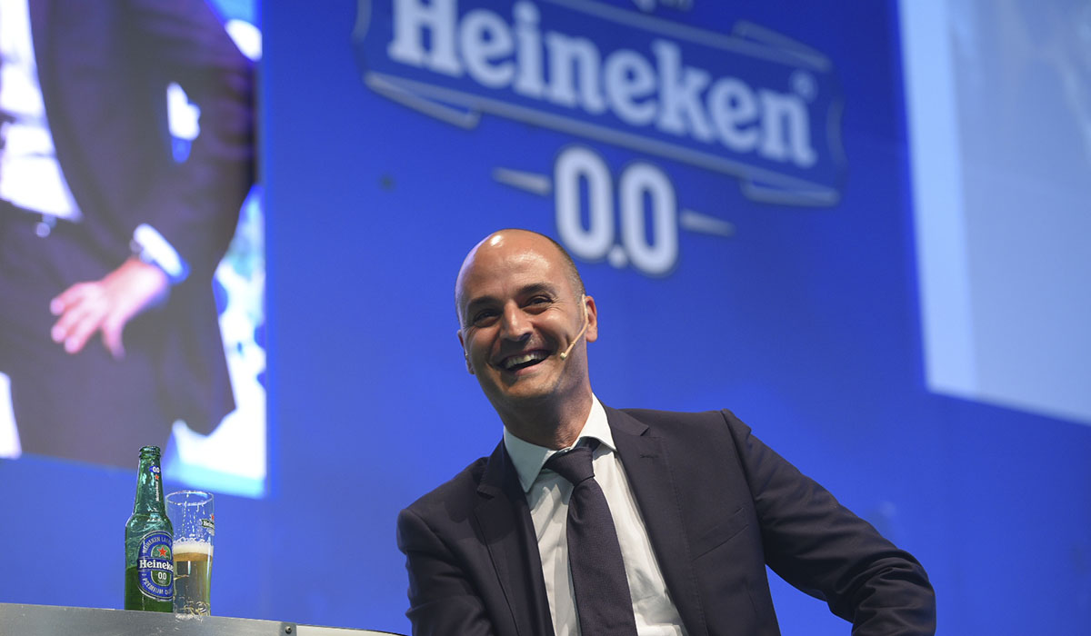 Ezequiel Pérez presentó el nuevo producto estrella de la empresa cervecera. DA