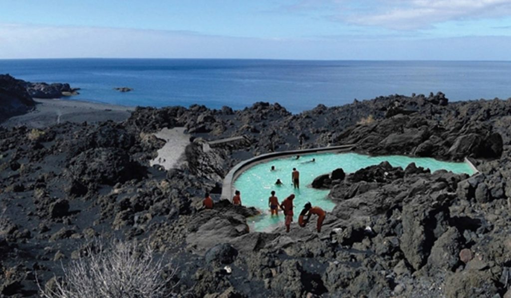 Imagen figurada del aspecto exterior del balneario en la Fuente Santa. | DA