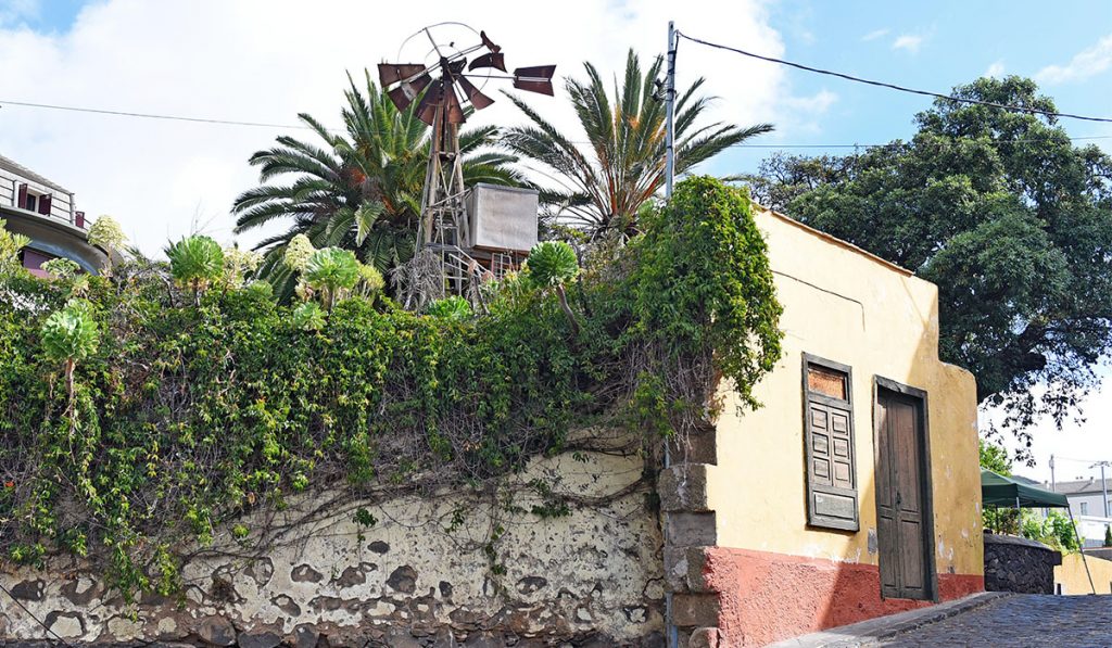 Vista general de la Casa del Barco, con el antiguo molino aún en pie, aunque, lamentablemente, se perdió el barco que dio nombre al inmueble. Sergio Méndez