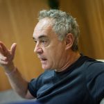 Ferrán Adrià durante la entrevista que concedió a DIARIO DE AVISOS | ANDRÉS GUTIÉRREZ