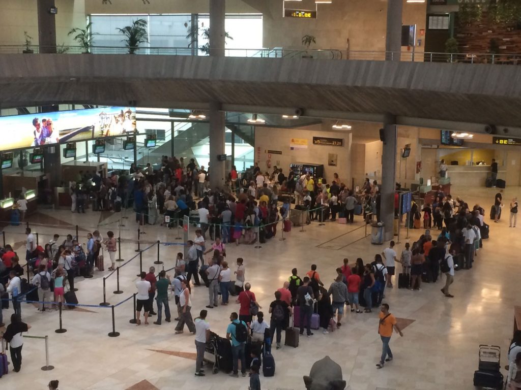 mascarillas-en-aviones-y-aeropuertos