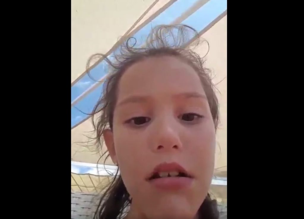 Andrea, la niña tinerfeña de 8 años que responde a Clavijo sobre los vertidos