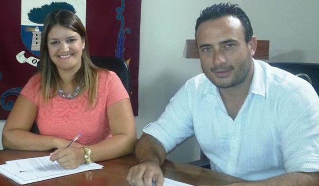 Armas y Acosta, en el Ayuntamiento de La Frontera. DA