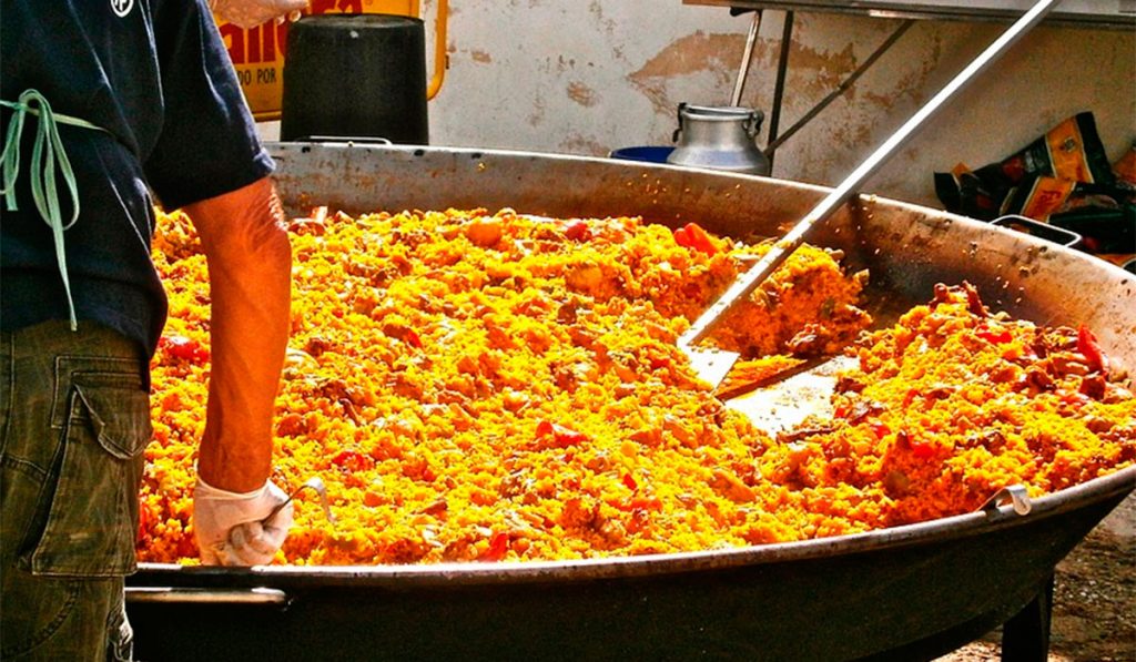 PAELLA GIGANTE