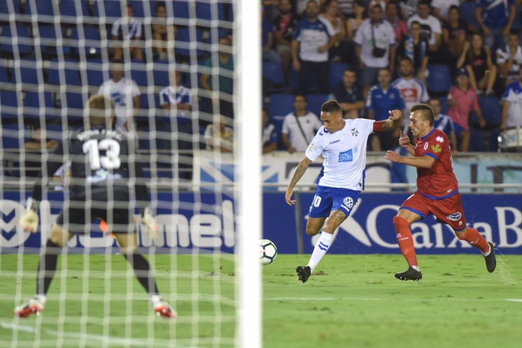 CD Tenerife - Numancia | FOTO: Sergio Méndez