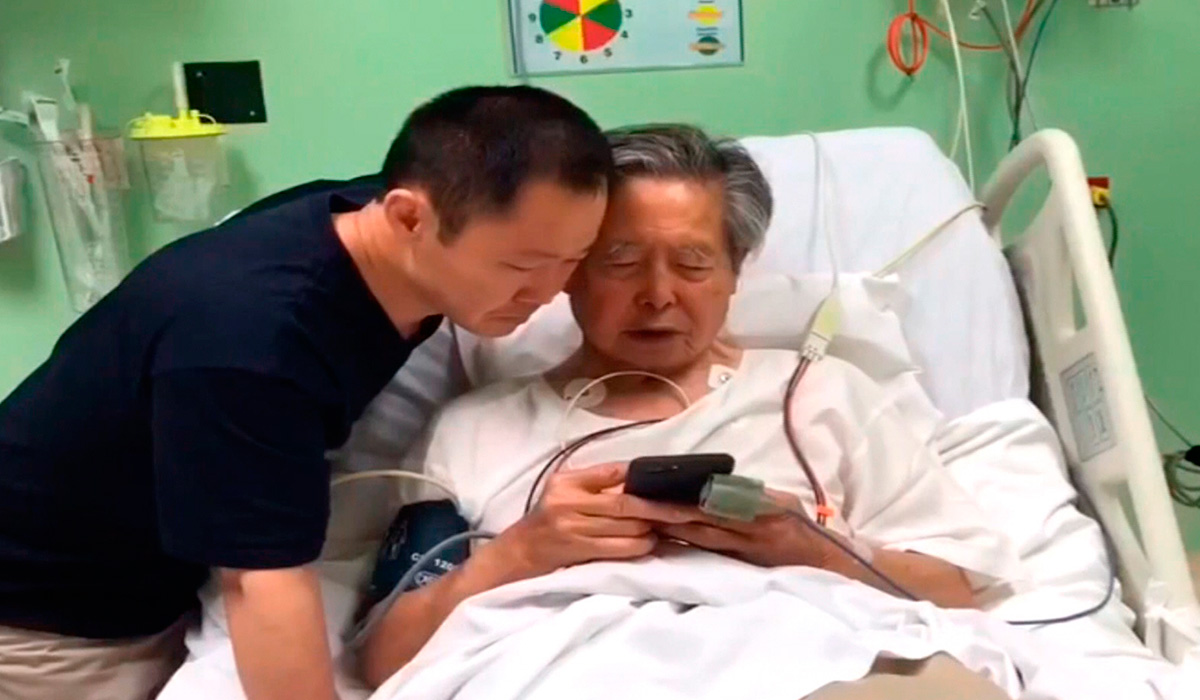 Alberto Fujimori y su hijo Kenji