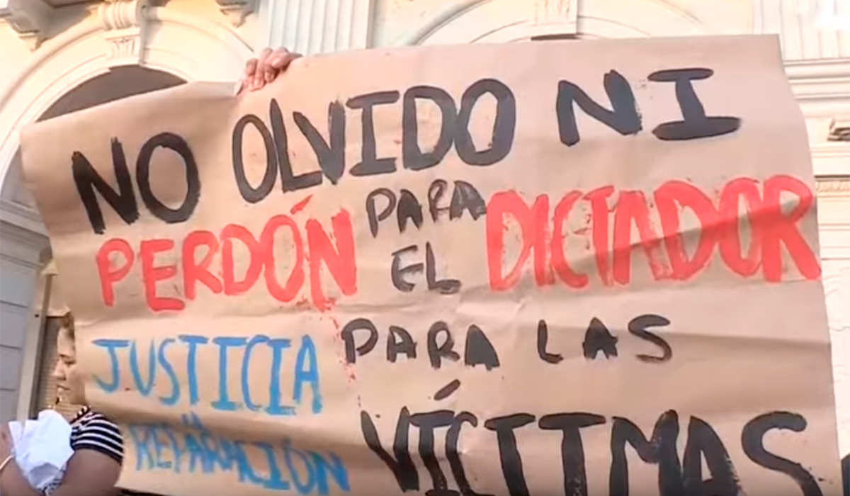 Rechazo e indignación en Perú tras el indulto a Fujimori
