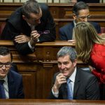 Pleno del Parlamento de Canarias durante la votación para cubrir las vacantes del consejo rector de RTVC | Foto: Andrés Gutiérrez