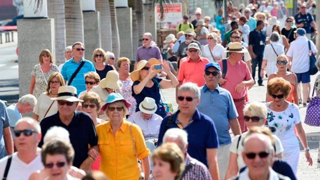 El turismo, según todas las previsiones, ha ayudado a la mejora de la demanda externa. EP