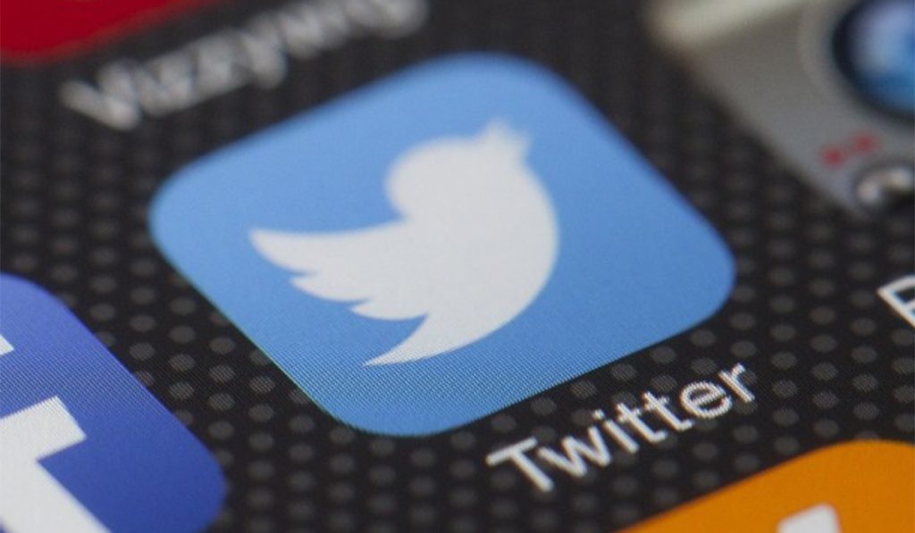 TWITTER APP