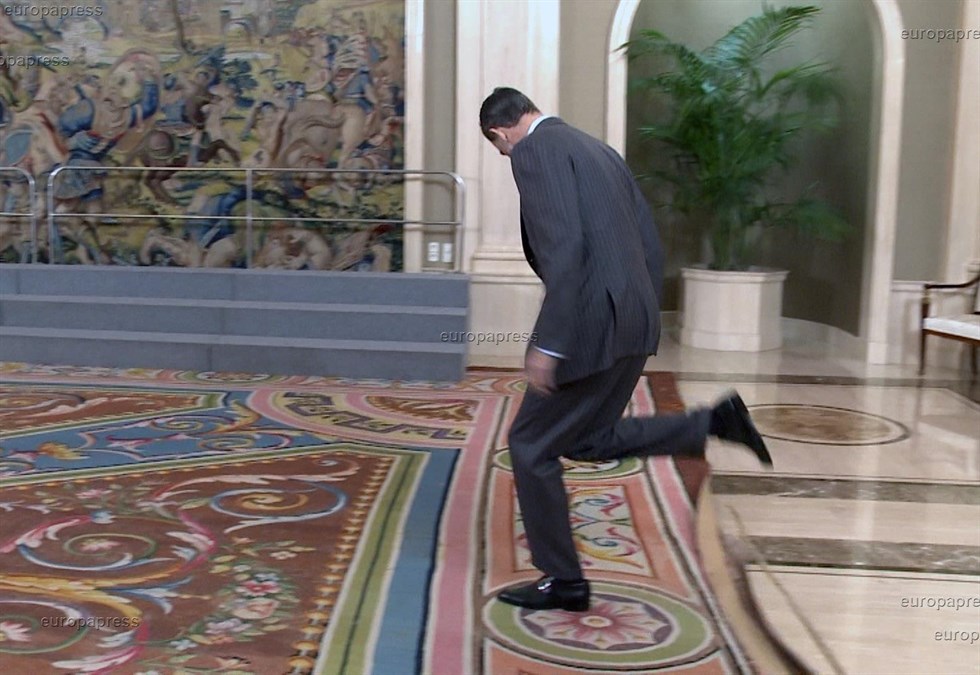 Tropiezo del Rey Felipe VI. / EP