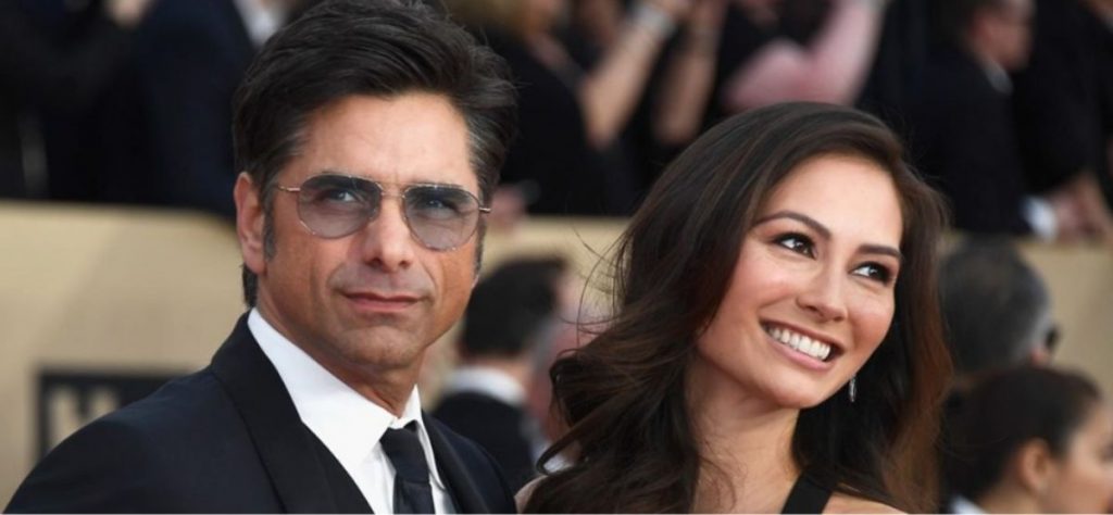 John Stamos y su esposa Caitlin McHugh. | EP