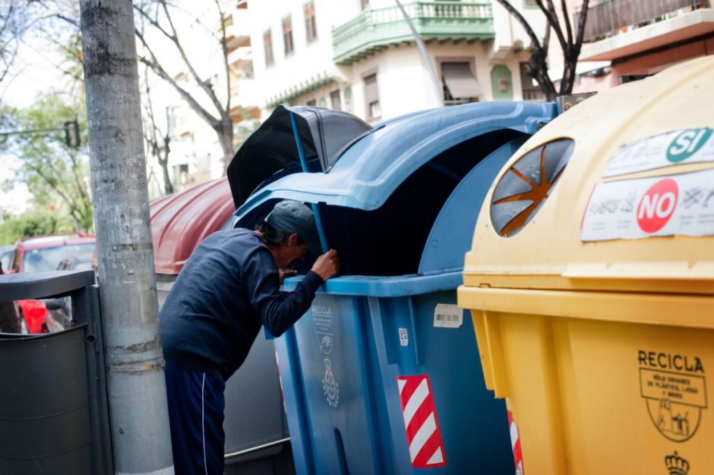 Los fondos se distribuirán entre los 88 municipios canarios. Fran Pallero