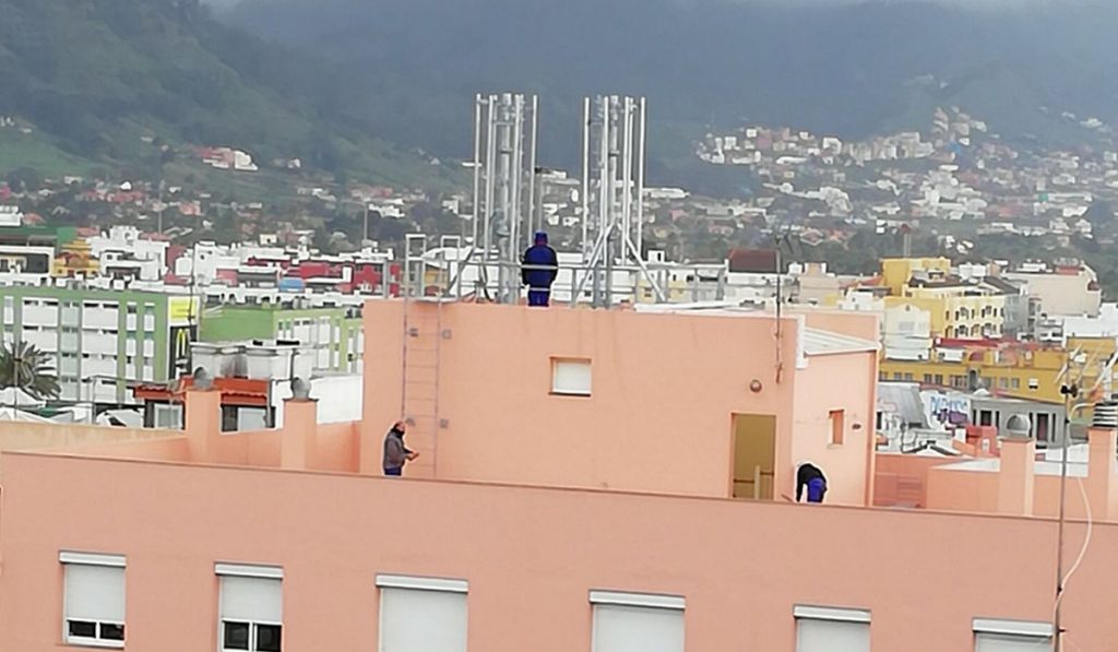 Imagen de la estructura instalada en el número 28 de la calle Francisco de Miranda. DA