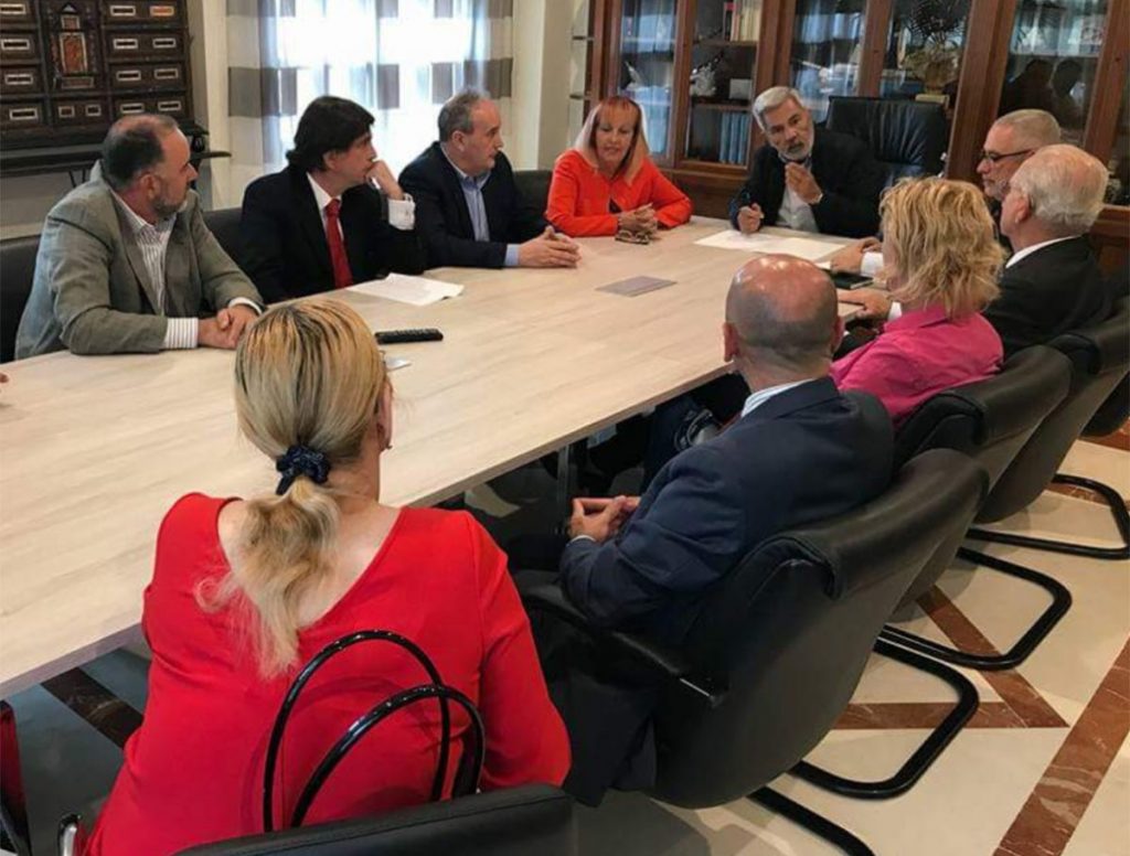 José Miguel Rodríguez Fraga, junto a directivos de Fepeco y empresarios de la construcción. DA