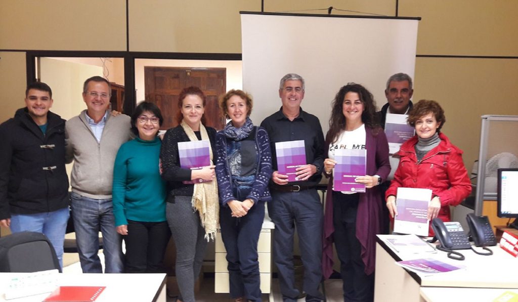 el personal municipal que ha realizado la implantación de la herramienta. DA