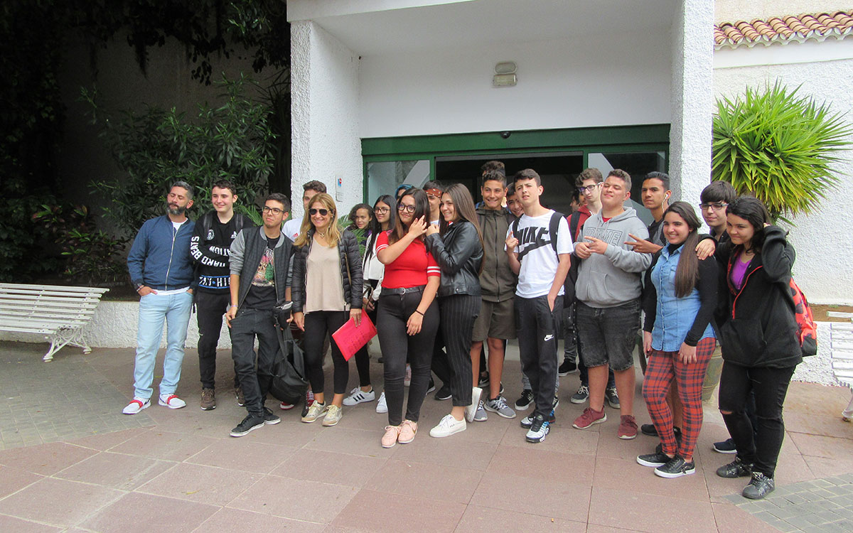 PROYECTO MI BARRIO ES UN MUNDO OFRA