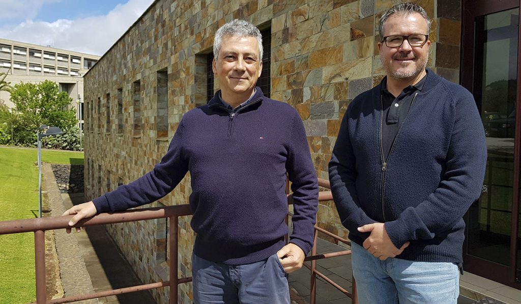 José Manuel de Cózar y Andrés Núñez, miembros del Grupo de Investigación Social en Innovación de la Universidad de La Laguna (ULL). DA
