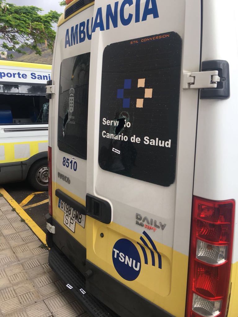 Destrozos en el transporte sanitario no urgente de La Gomera. / FOTO: Gobierno de Canarias