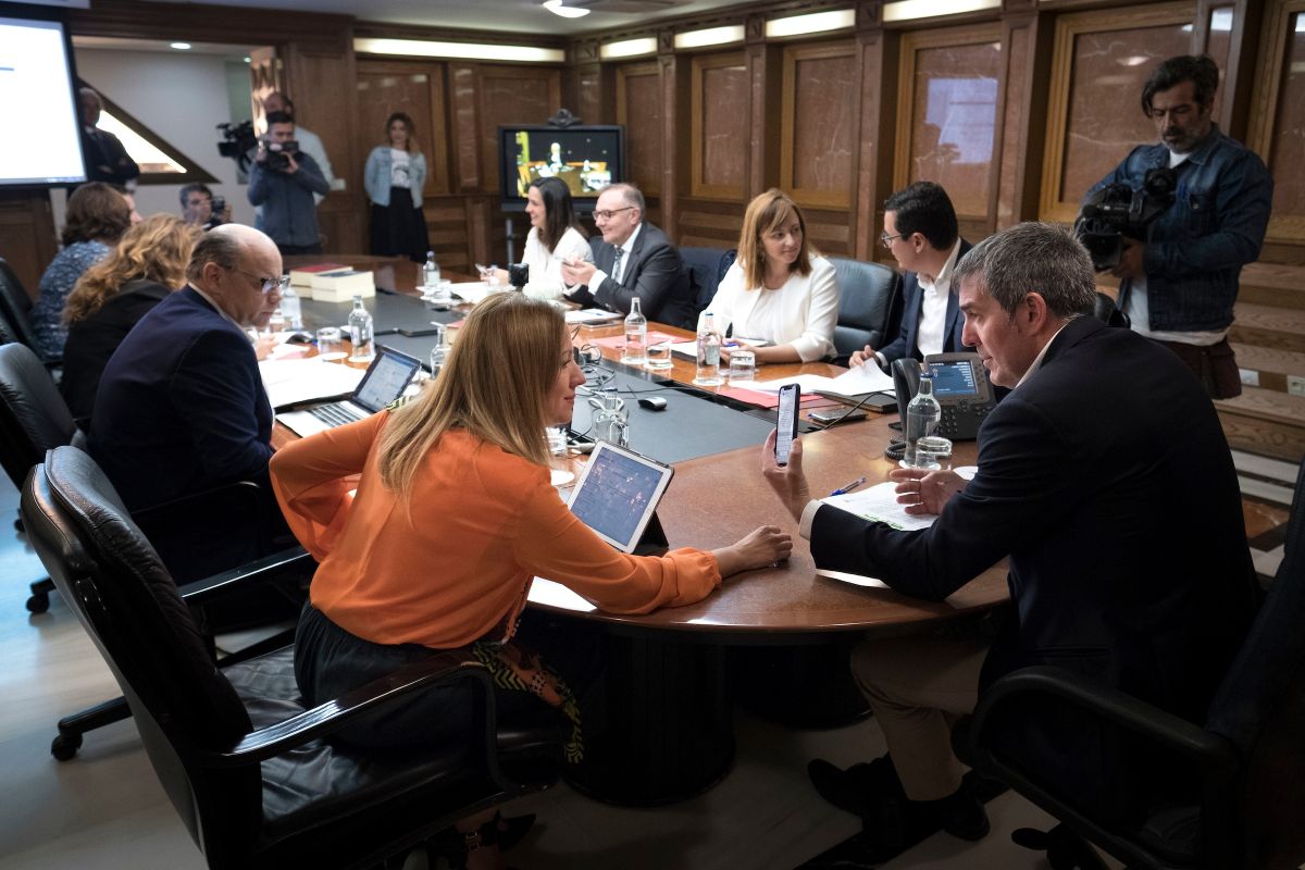Reunión del Consejo de Gobierno, ayer en Las Palmas de Gran Canaria. DA