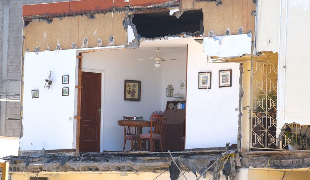 La estructura del bloque se vino abajo el 14 de abril de 2016. Sergio Méndez