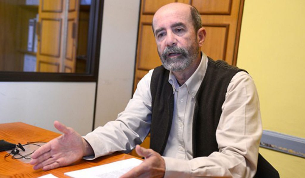 Santiago Pérez. Sergio Méndez